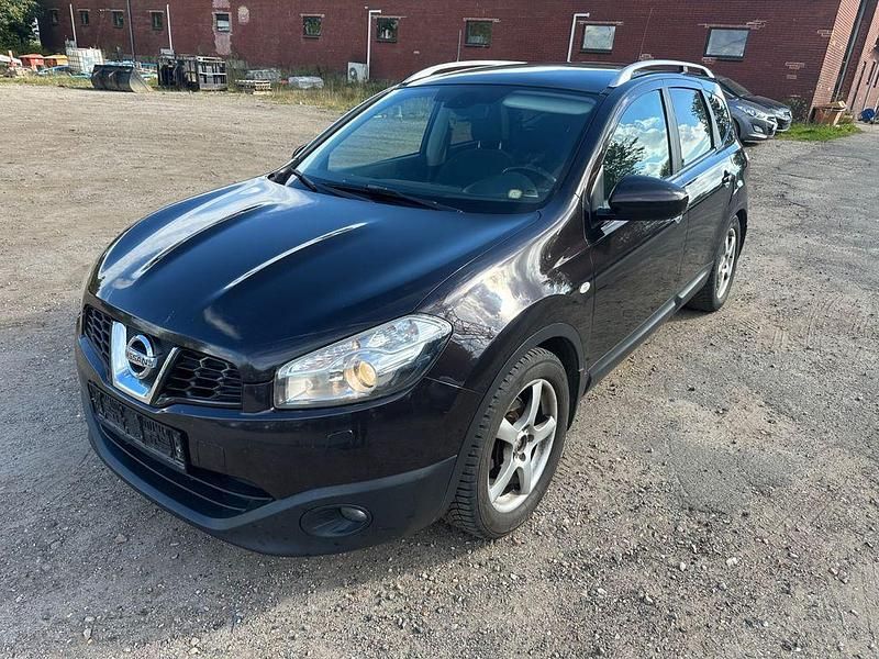 Gebraucht 2010 Nissan Qashqai +2 Tekna SUV | 3.800 € (Teuer) - Bild 1/4