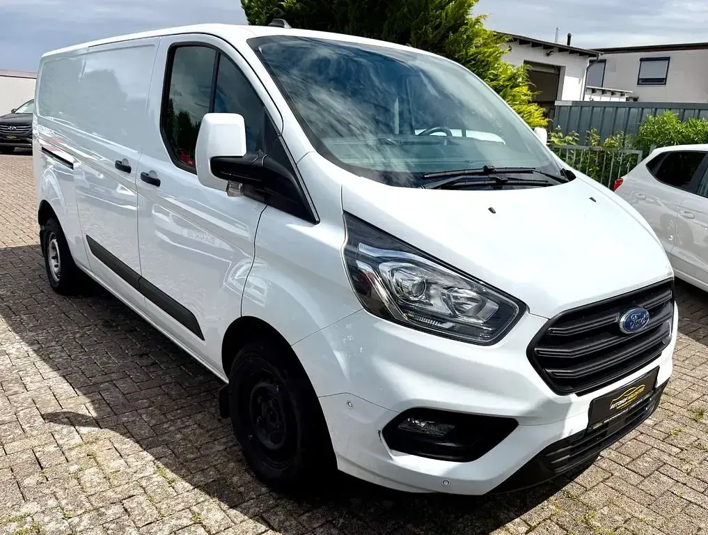 Gebraucht Ford Transit Custom 105 PS (77 kW) 2022 Weiß Limousine