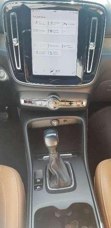 Gebraucht Volvo XC40 Inscription 150 PS (110 kW) 2019 Braun SUV