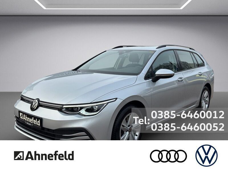 Silver metallic Gebraucht 2022 VW Golf VIII Life Kombi | 22.950 € (Guter Preis) - Bild 1/4