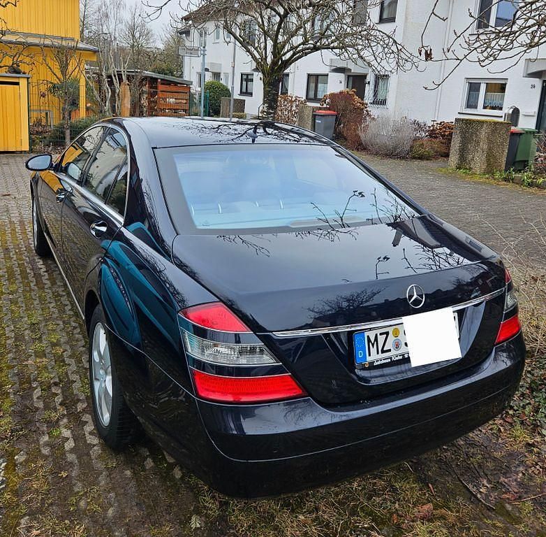 Gebraucht Mercedes S500 387 PS (284 kW) 2005 Blau Limousine