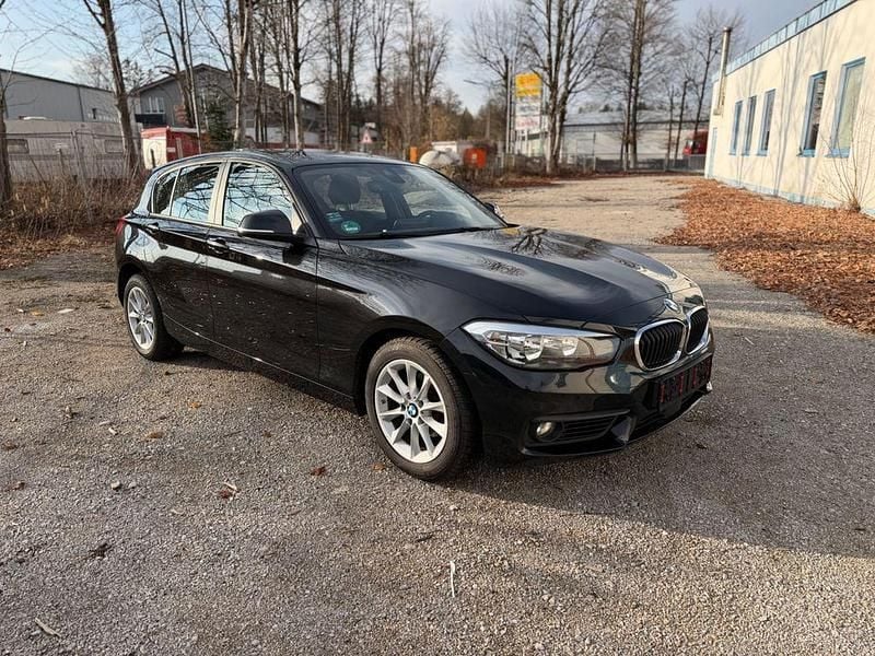 Gebraucht BMW 118 Advantage 136 PS (100 kW) 2017 Schwarz Kleinwagen