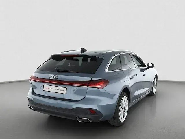 Second-hand Audi A5 Sport 204 CP (150 kW) 2025 Albastru Break