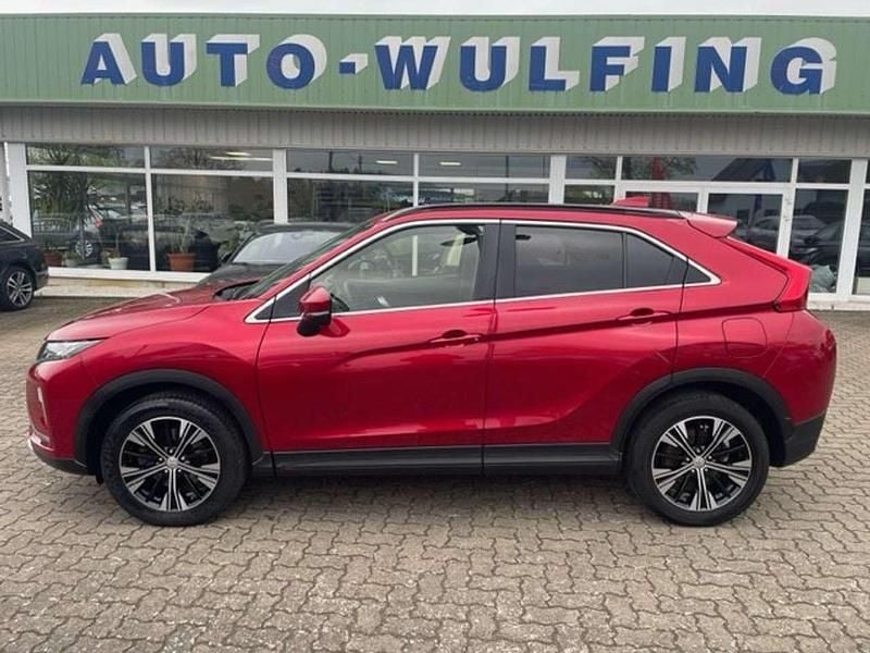Rot Gebraucht 2020 Mitsubishi Eclipse Cross SUV | 18.990 € (Fairer Preis) - Bild 1/4