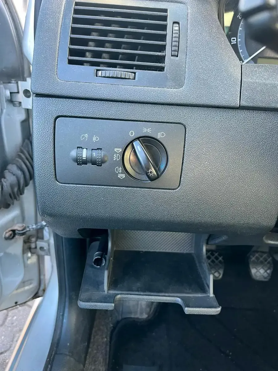 Gebraucht Skoda Fabia 75 PS (55 kW) 2006 Silber Kleinwagen