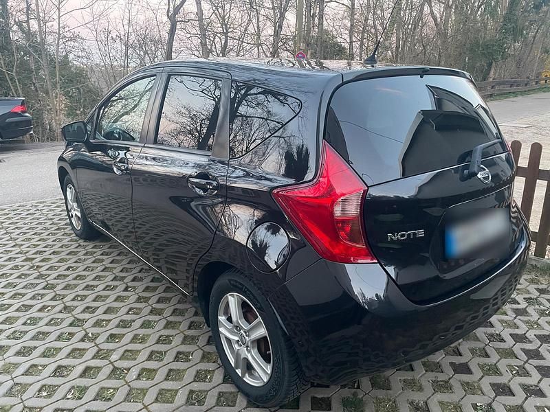 Gebraucht Nissan Note 98 PS (72 kW) 2017 Schwarz Kleinwagen