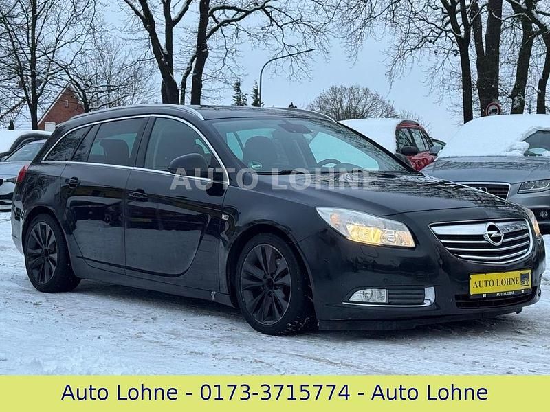 Gebraucht Opel Insignia Design Edition 131 PS (96 kW) 2011 Kombi