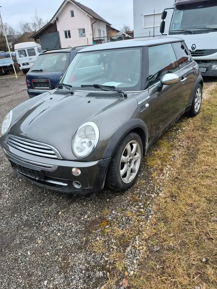 Usata Mini Cooper 116 CV (85 kW) 2006 Grigio Utilitaria