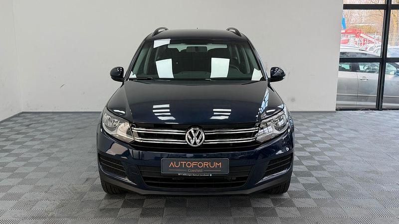 Gebraucht VW Tiguan Trendline 122 PS (89 kW) 2012 Blau SUV