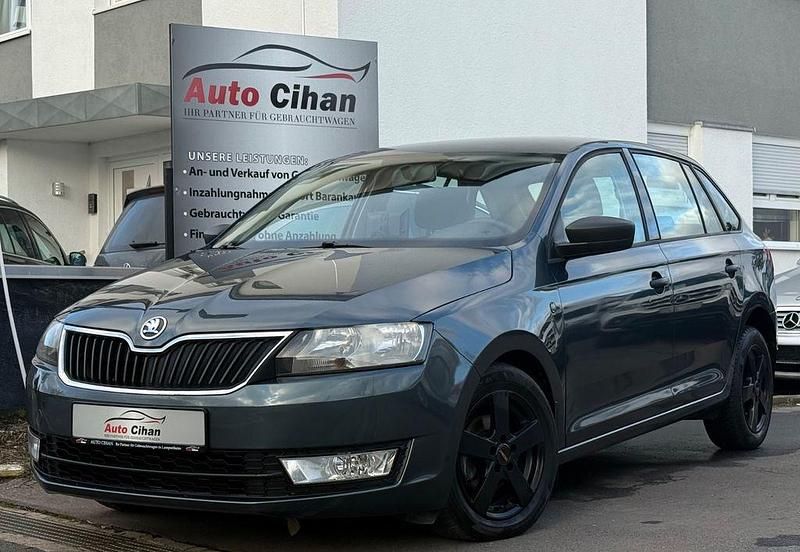 Gebraucht Skoda Rapid Active 86 PS (63 kW) 2014 Grau Kleinwagen
