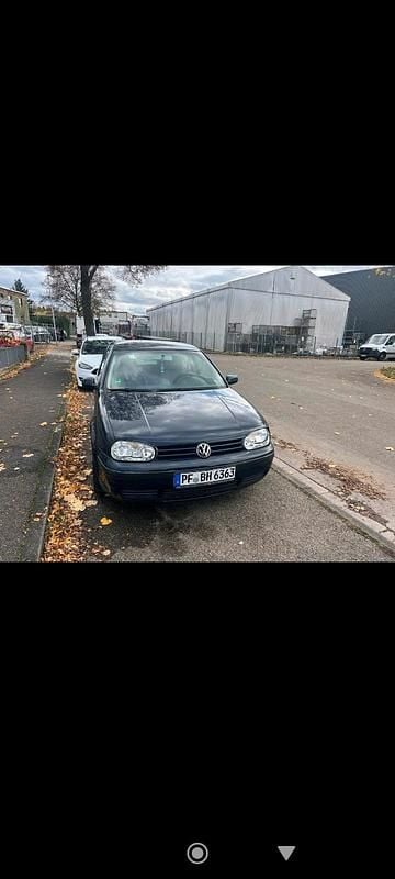 Gebraucht VW Golf IV 105 PS (77 kW) 2003 Blau Kleinwagen