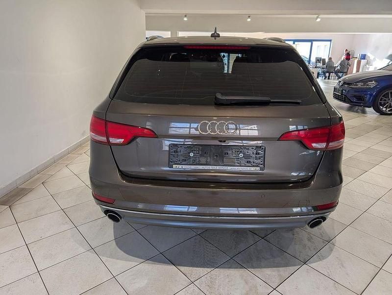 Gebraucht Audi A4 Comfort 190 PS (139 kW) 2016 Braun Kombi