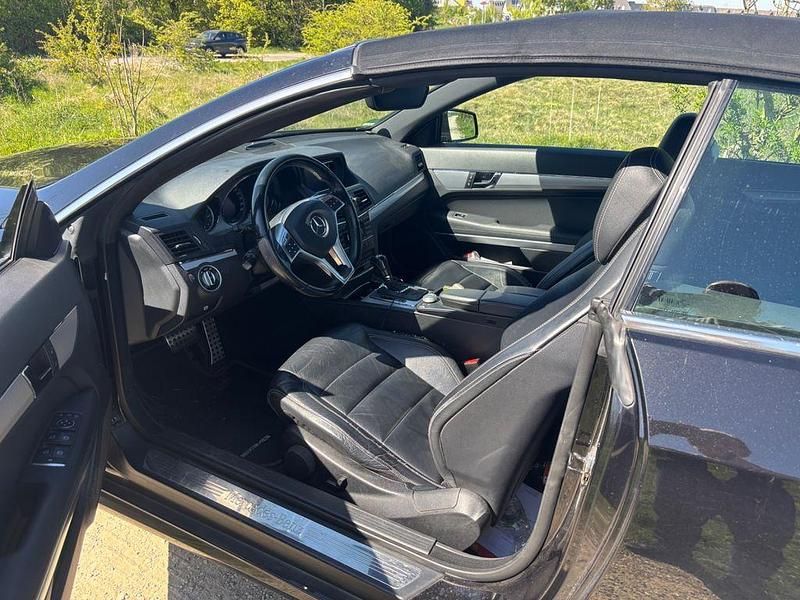 Second-hand Mercedes 350 265 CP (194 kW) 2012 Negru Cabrio