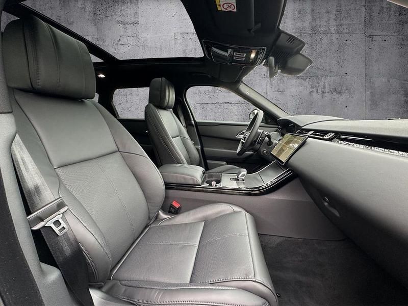 Gebraucht Land Rover Range Rover Velar Black Edition 300 PS (220 kW) 2024 Charente grey SUV