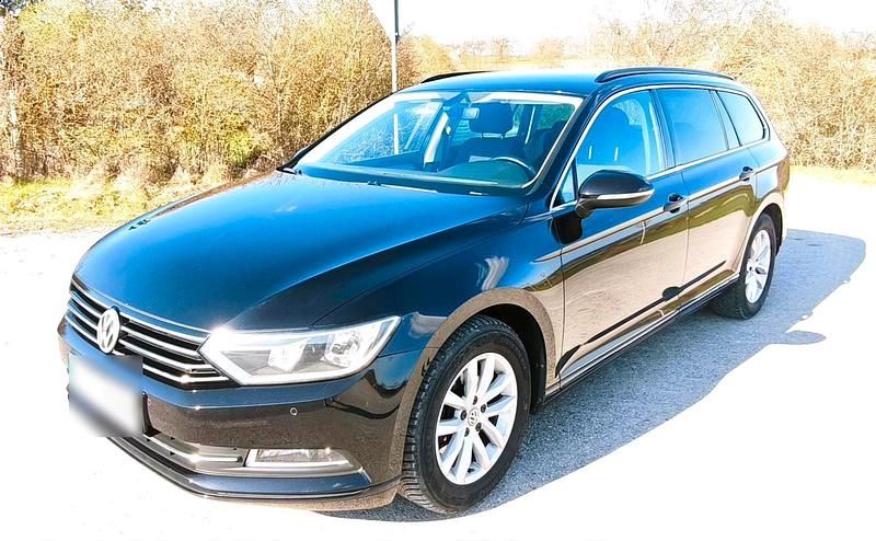 Gebraucht VW Passat Comfortline 150 PS (110 kW) 2015 Schwarz Kombi