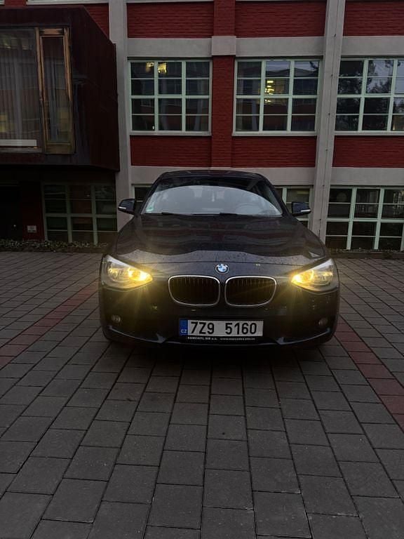 Gebraucht BMW 114 102 PS (75 kW) 2012 Blau Kleinwagen
