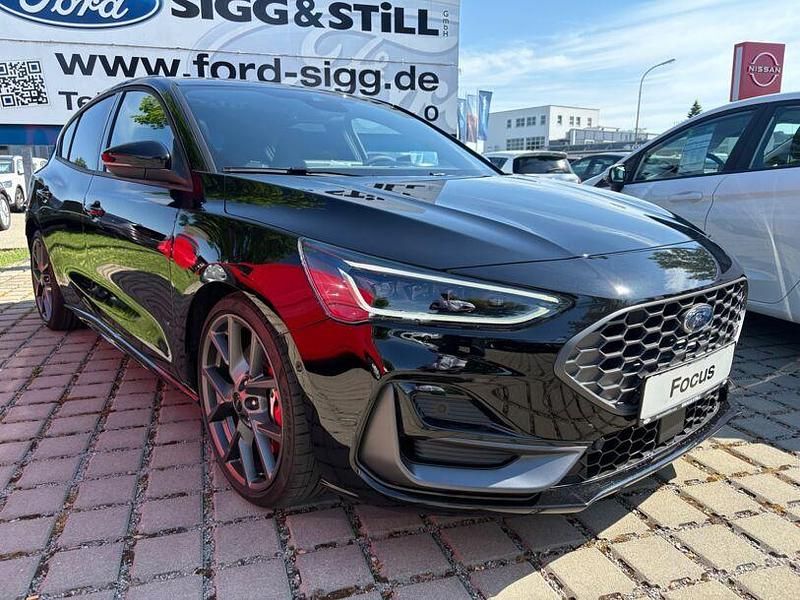 Schwarz Neu 2025 Ford Focus ST Limousine | 38.100 € (Guter Preis) - Bild 1/4