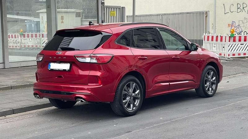 Gebraucht Ford Kuga ST-Line X 150 PS (110 kW) 2020 Lucidrot metallic SUV