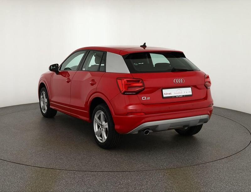 Gebraucht Audi Q2 Comfort 116 PS (85 kW) 2019 Rot SUV