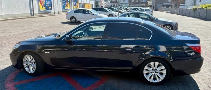 Blau Gebraucht 2010 BMW 530 Limousine | 8.900 € (Teuer) - Bild 1/4