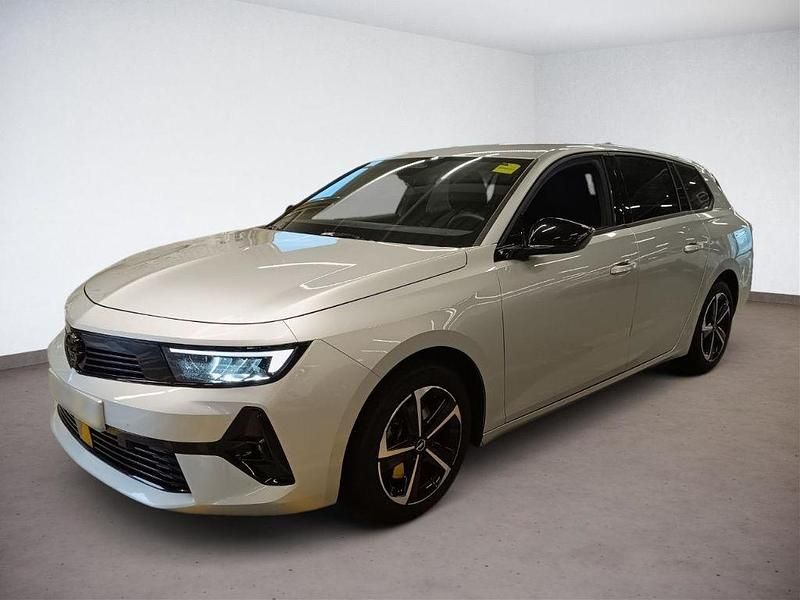 Gebraucht Opel Astra 131 PS (96 kW) 2024 Silber Kombi