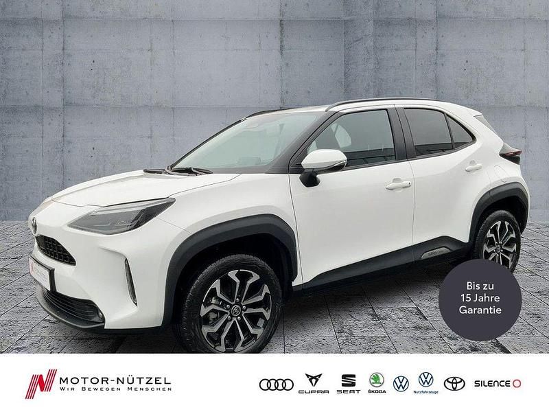 Weiß Neu 2025 Toyota Yaris Cross SUV | 26.430 € (Superpreis) - Bild 1/4