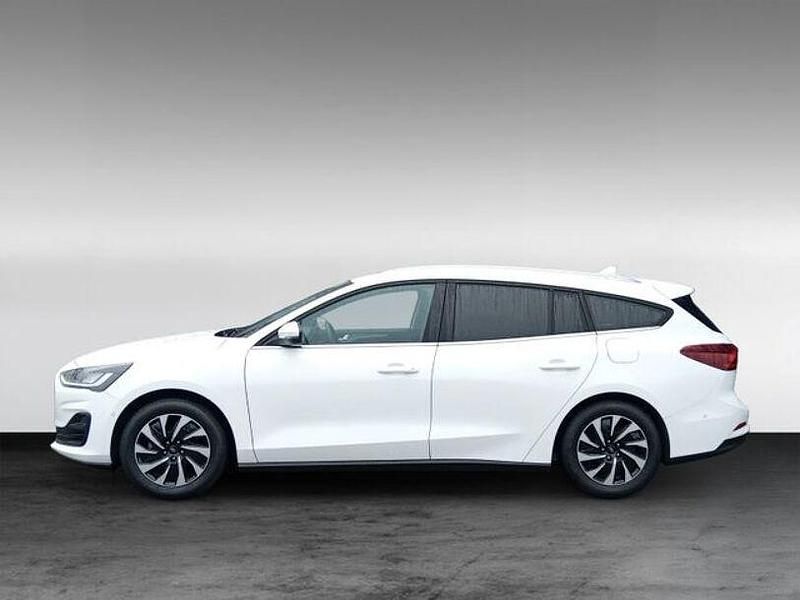 Gebraucht Ford Focus Titanium 125 PS (91 kW) 2024 Andere Limousine