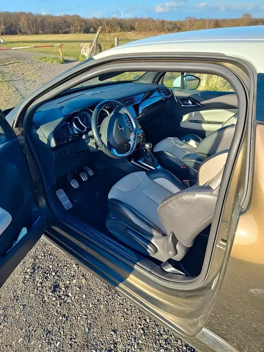 Gebraucht Citroën DS3 Sport Chic 156 PS (114 kW) 2013 Braun Kleinwagen