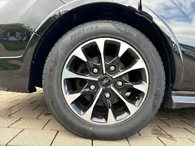 Gebraucht Ford Transit Custom Sport 185 PS (136 kW) 2020 Schwarz Kombi