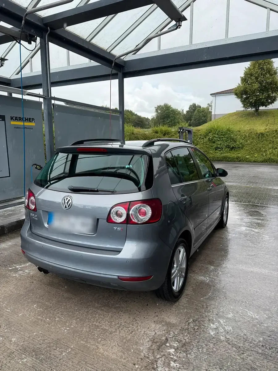 Gebraucht VW Golf Plus Match 122 PS (89 kW) 2012 Grau Van / Kleinbus