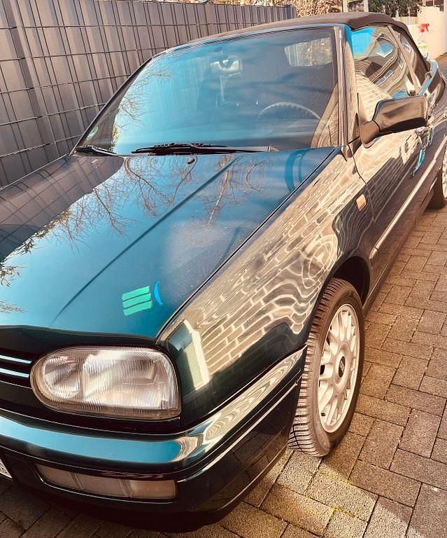 Grün Gebraucht 1994 VW Golf Cabriolet Cabrio | 4.799 € - Bild 1/4