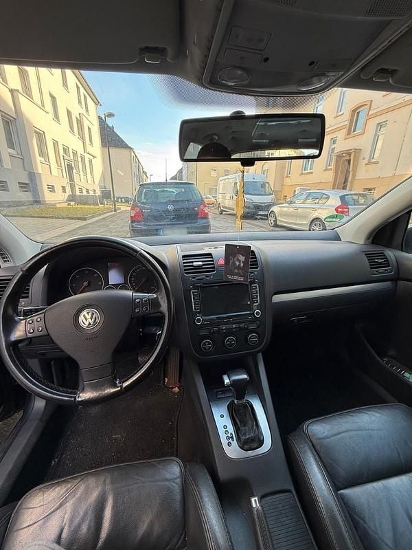 Gebraucht VW Golf 105 PS (77 kW) 2005 Blau Coupé