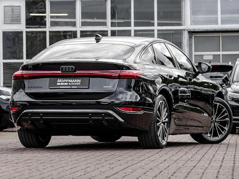 Ny Audi e-tron Business 314 kW (428 HK) 2026 Sort SUV