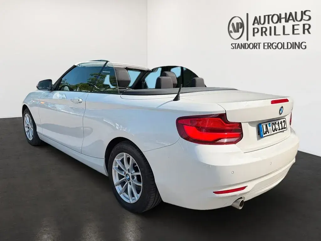 Gebraucht BMW 218 Advantage 136 PS (100 kW) 2019 Alpinweiss iii Cabrio