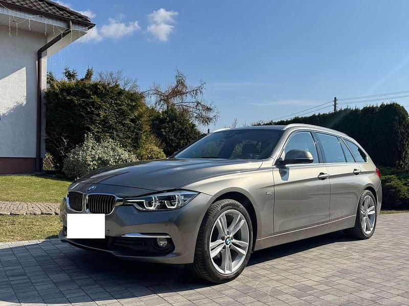 Gebraucht BMW 320 Luxury Line 190 PS (139 kW) 2015 Bronze Kombi