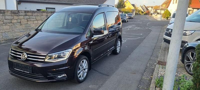 Schwarz Gebraucht 2016 VW Caddy Comfortline Van / Kleinbus | 18.990 € (Fairer Preis) - Bild 1/4
