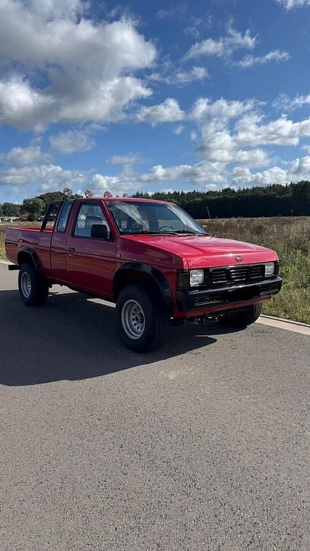 Rot Gebraucht 1994 Nissan PickUp Abholung | 13.200 € - Bild 1/4