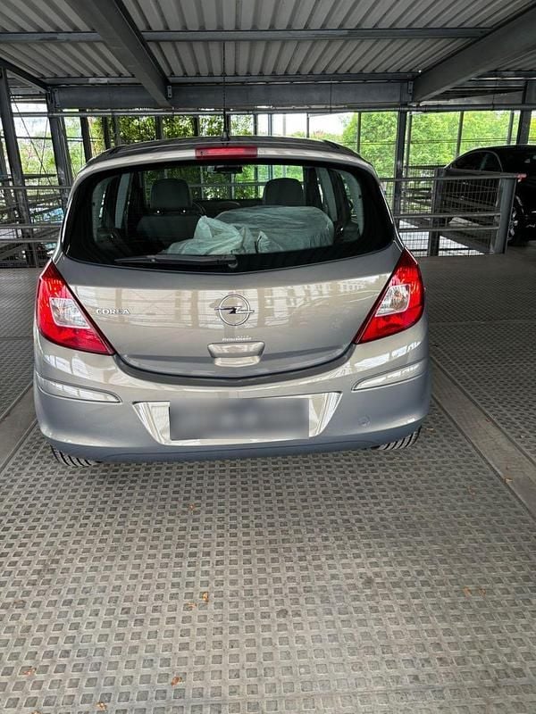 Gebraucht Opel Corsa Innovation 87 PS (63 kW) 2011 Beige Limousine