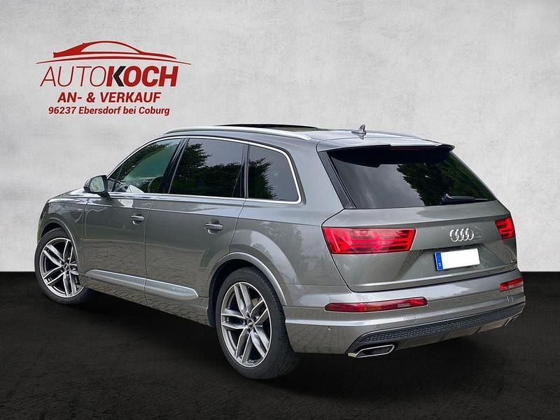 Gebraucht Audi Q7 S-Line 272 PS (200 kW) 2016 Grau SUV