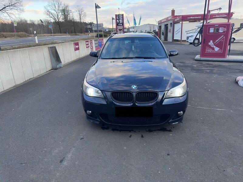 Schwarz Gebraucht 2006 BMW 525 M Sport Kombi | 2.900 € (Guter Preis) - Bild 1/4