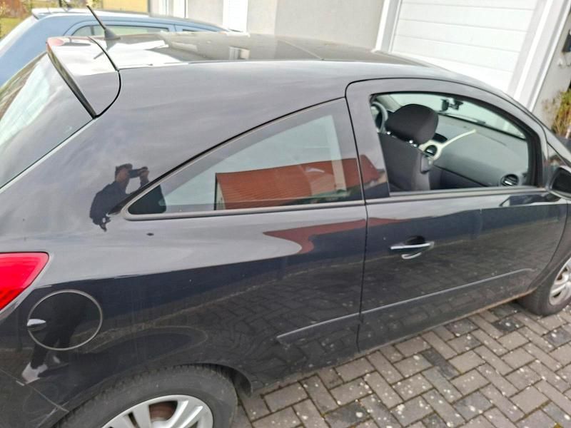 Gebraucht Opel Corsa 88 PS (64 kW) 2007 Schwarz Kleinwagen