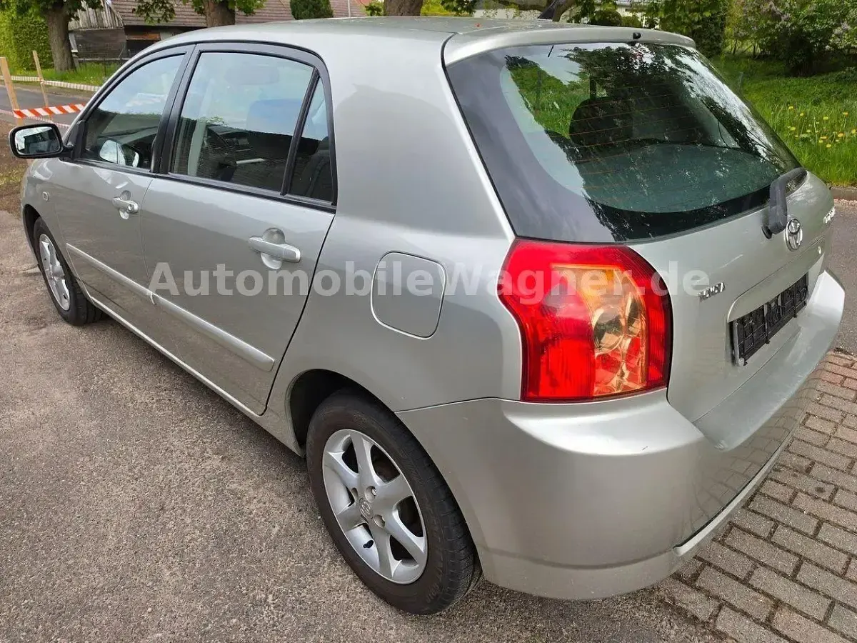 Gebraucht Toyota Corolla Sol 110 PS (80 kW) 2007 Silber Kleinwagen