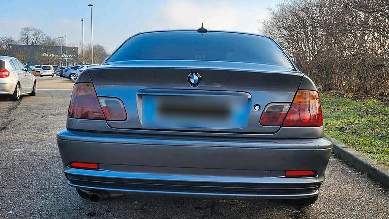 Gebraucht BMW 318 143 PS (105 kW) 2002 Coupé