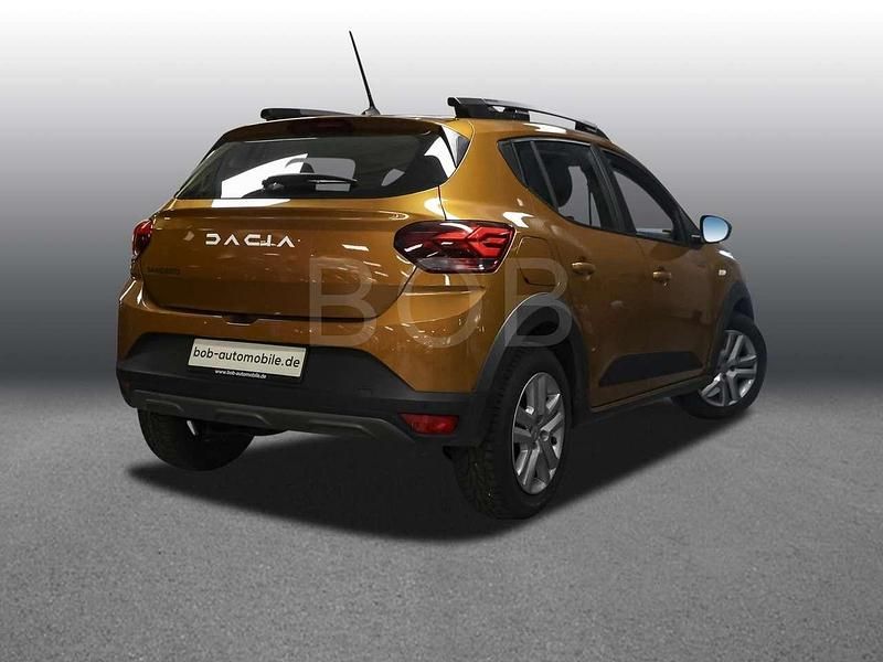 Gebraucht Dacia Sandero Stepway 91 PS (66 kW) 2023 Orange Limousine
