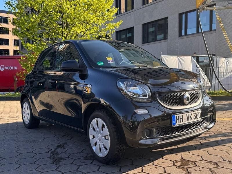 Second-hand Smart ForFour Basis 71 CP (52 kW) 2015 Negru Hatchback
