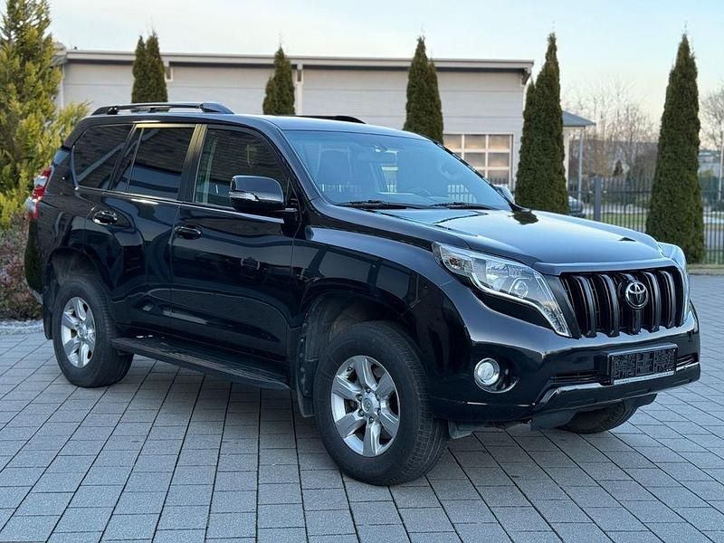Gebraucht Toyota Land Cruiser Executive 177 PS (130 kW) 2016 Schwarz SUV