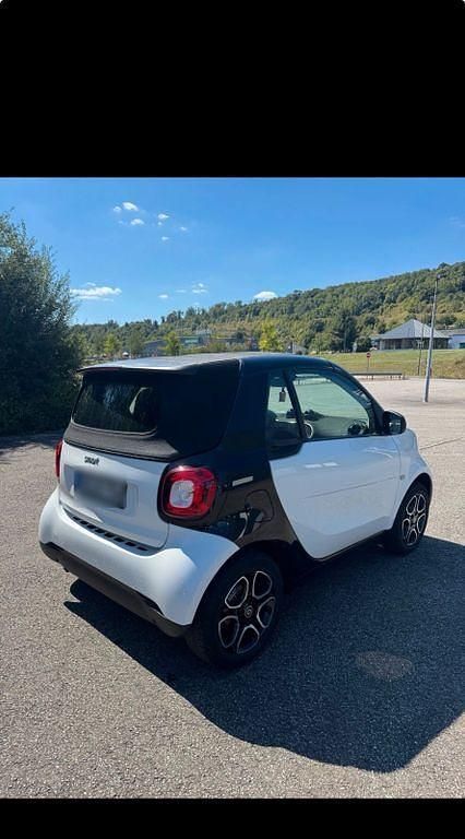 Gebraucht Smart ForTwo Cabrio 90 PS (66 kW) 2018 Weiß Cabrio