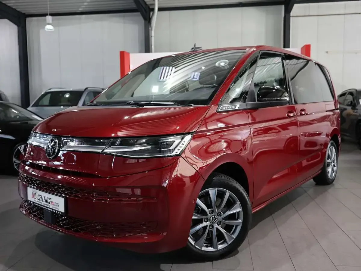 Gebraucht VW Multivan Energetic 218 PS (160 kW) 2022 Rot Van / Kleinbus