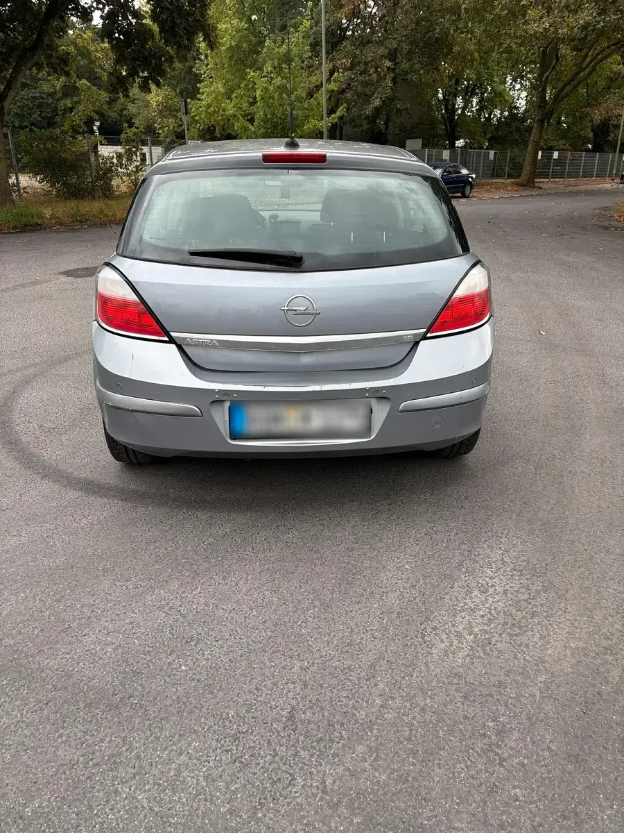Gebraucht Opel Astra 120 PS (88 kW) 2004 Grau Kleinwagen