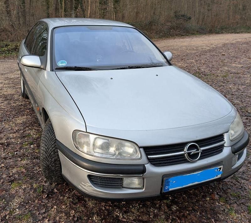 Silber Gebraucht 1997 Opel Omega Limousine | 1.250 € (Superpreis) - Bild 1/4